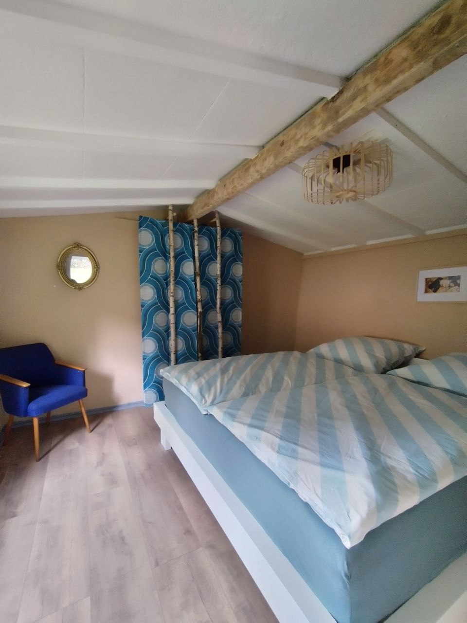 Bungalow Trabi Blau - Bild 4